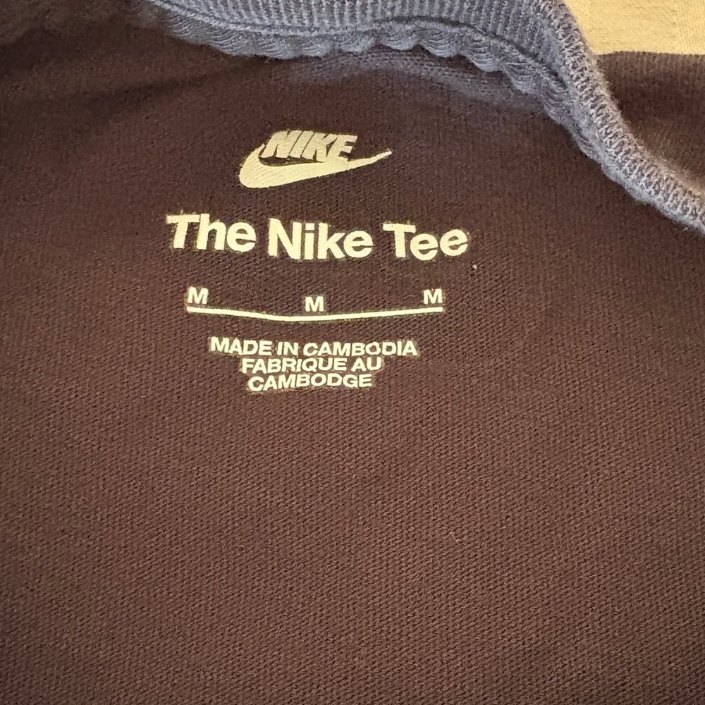 🤍Nike 🤍 size M - Picture 7 of 7